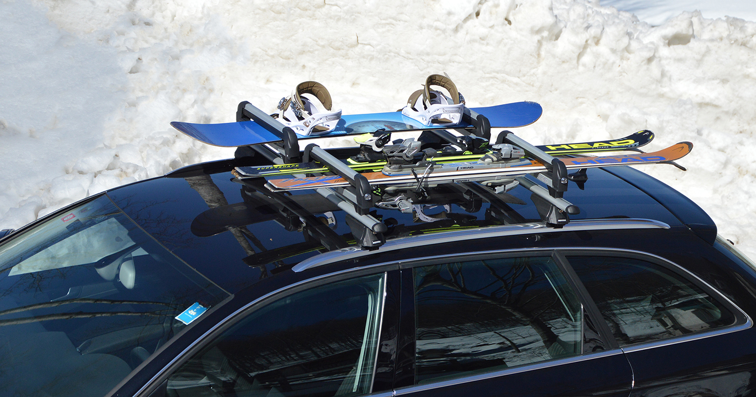 Support ski / snowboard Menabo Iceberg 4 sur barres transversales, 4 paires  ski / 2 snowboard, système de fixation ''U'' pour barres de toit